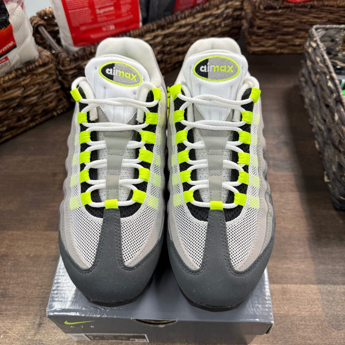 Nike Air Max 95 OG Big Bubble Neon (2026) (Women's) - Image 3