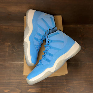 Jordan 11 Retro Pantone Size 12 (Pre-Owned) - Image 2