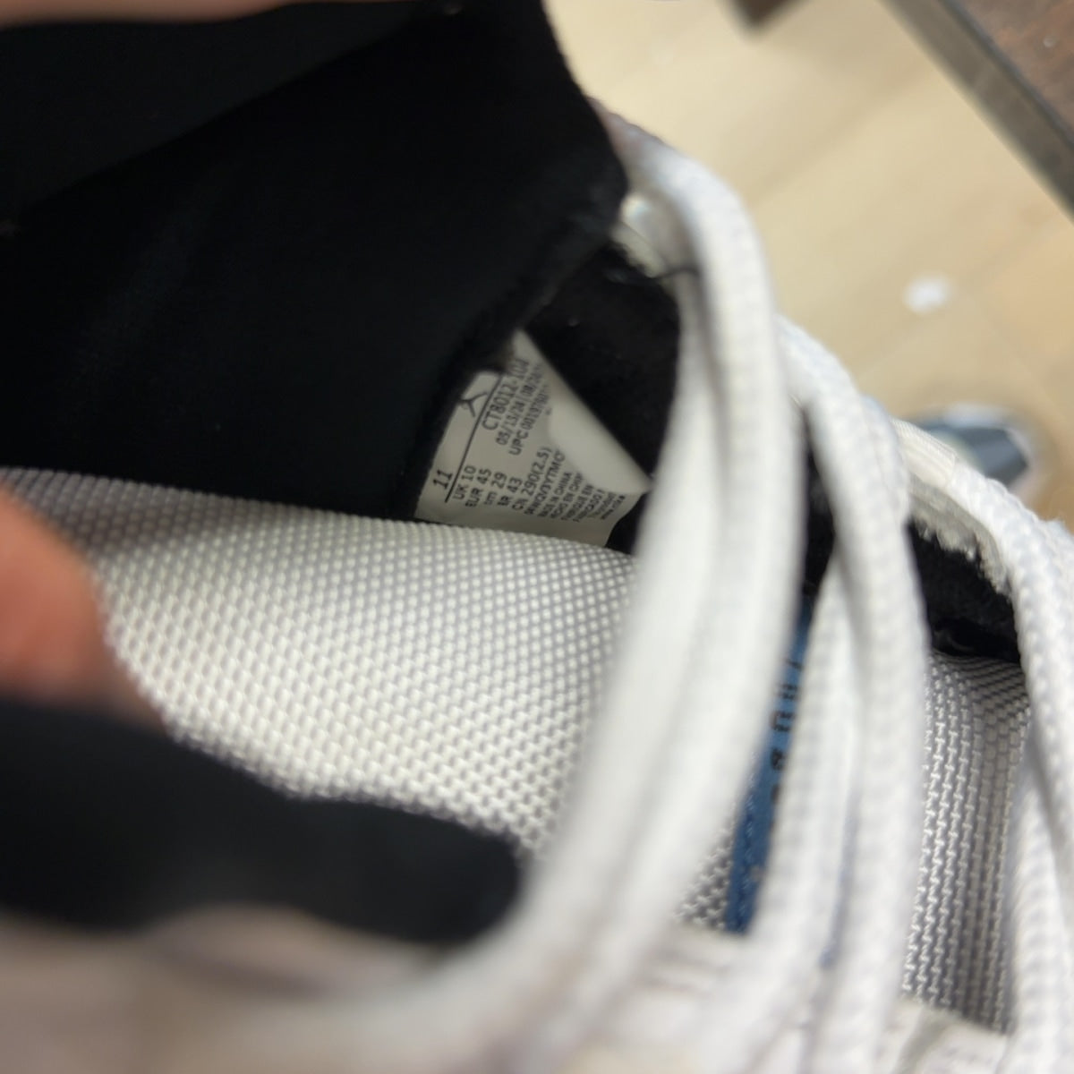 Jordan 11 Retro Legend Blue (2024) Size 11 (Pre-Owned) - Image 7