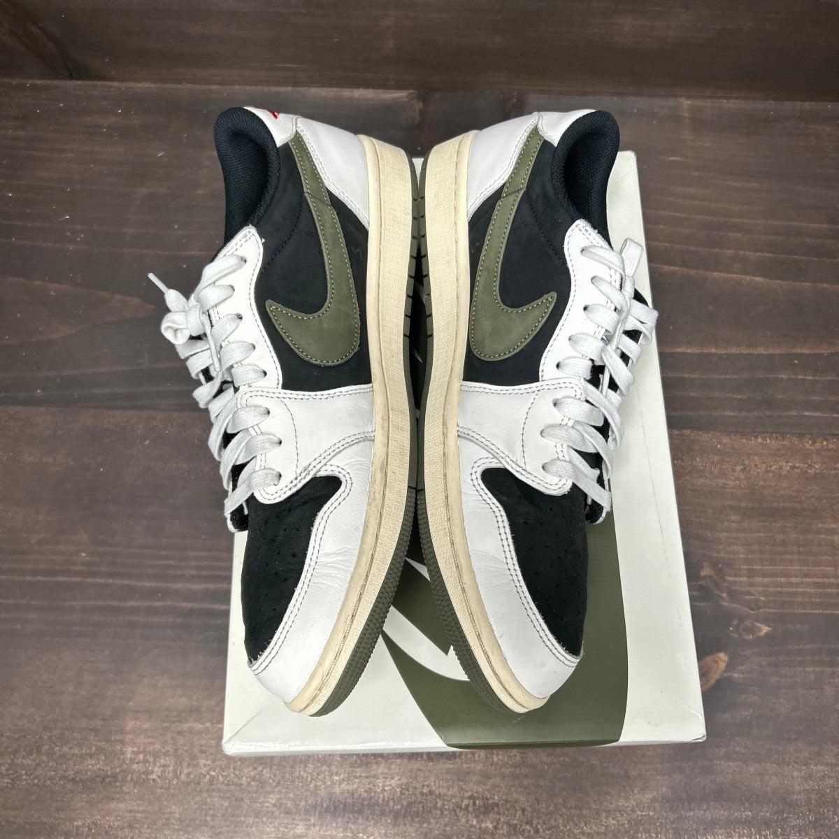 Jordan 1 Retro Low OG SP Travis Scott Olive (Women's) - Image 4