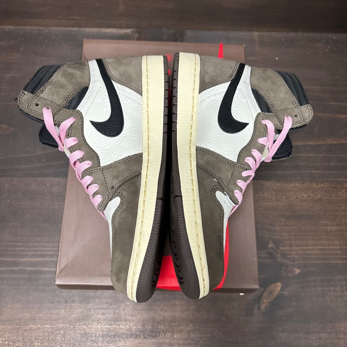 Jordan 1 Retro High OG SP Travis Scott Mocha - Image 4