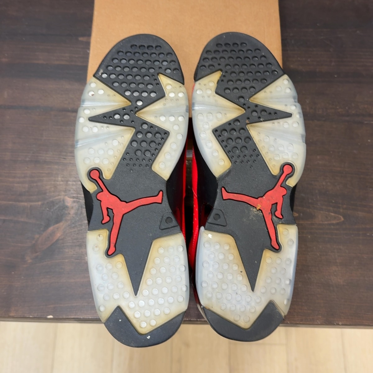 Jordan 6 Retro Infrared 23 (Toro) Size 11.5 (Pre-Owned) - Image 8