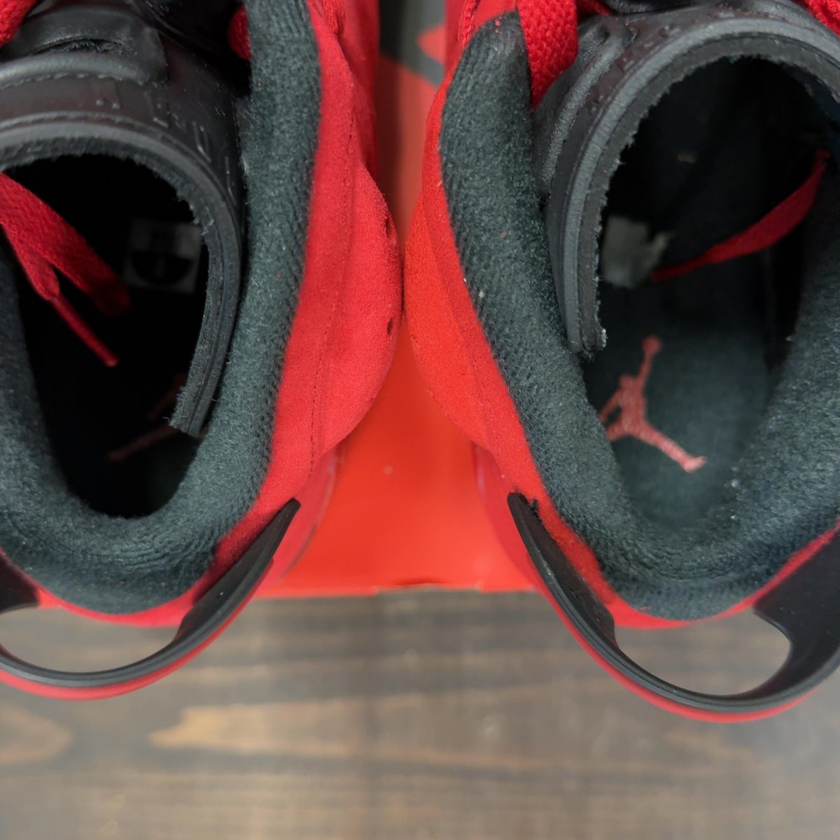 Jordan 6 Retro Toro Bravo Size 8 (Pre-Owned) - aux