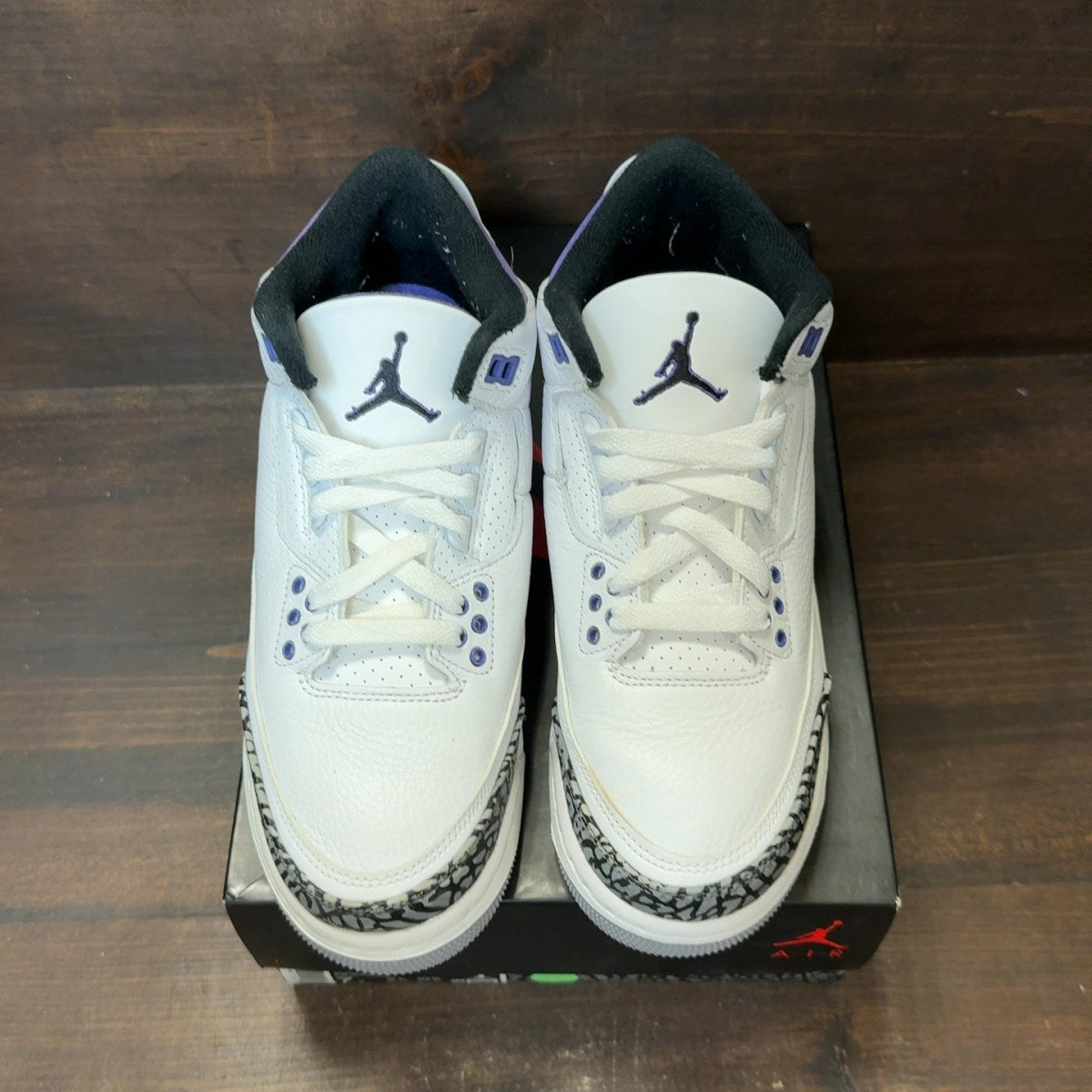 Jordan 3 Retro Dark Iris (GS) Size 7Y (Pre-Owned)