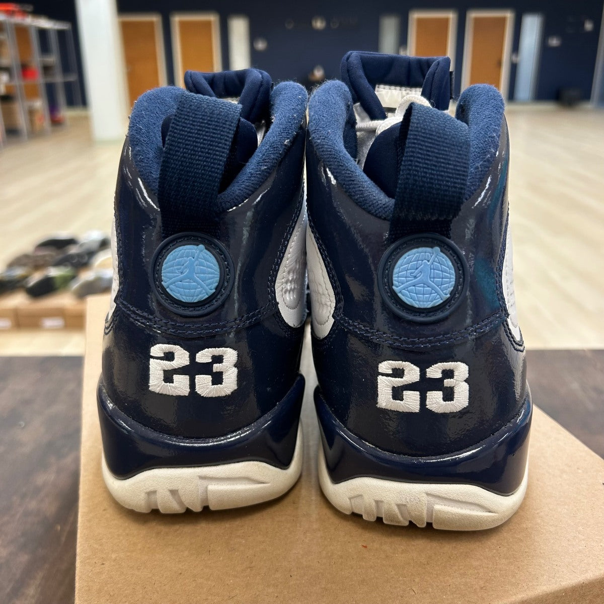 Jordan 9 Retro Pearl Blue Size 10 (Pre-Owned) - Image 4