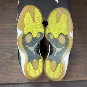 Jordan 11 Retro Low Green Snakeskin Size 8 (Pre-Owned) - Image 8