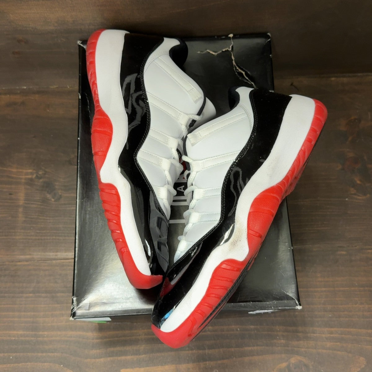 Jordan 11 Retro Low Concord Bred - Image 2