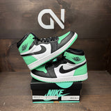 Jordan 1 Retro High OG Green Glow Size 9 (Pre-Owned) - front