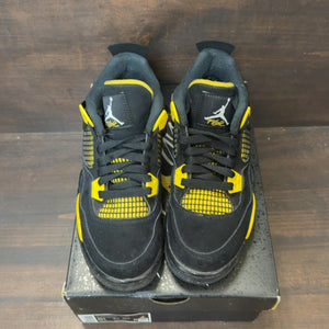 Jordan 4 Retro Thunder (2023) (GS) Size 5.5Y (Pre-Owned)
