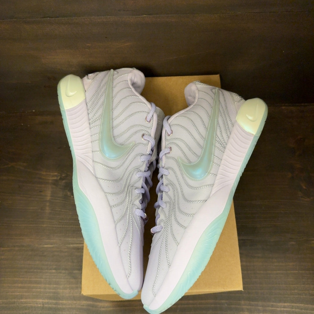 Nike LeBron 21 EP Easter (Solid Outsole) Size 13 (Pre-Owned) - Image 2