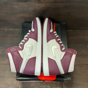 Jordan 1 Retro High OG Bordeaux Size 13 (Pre-Owned) - Image 6