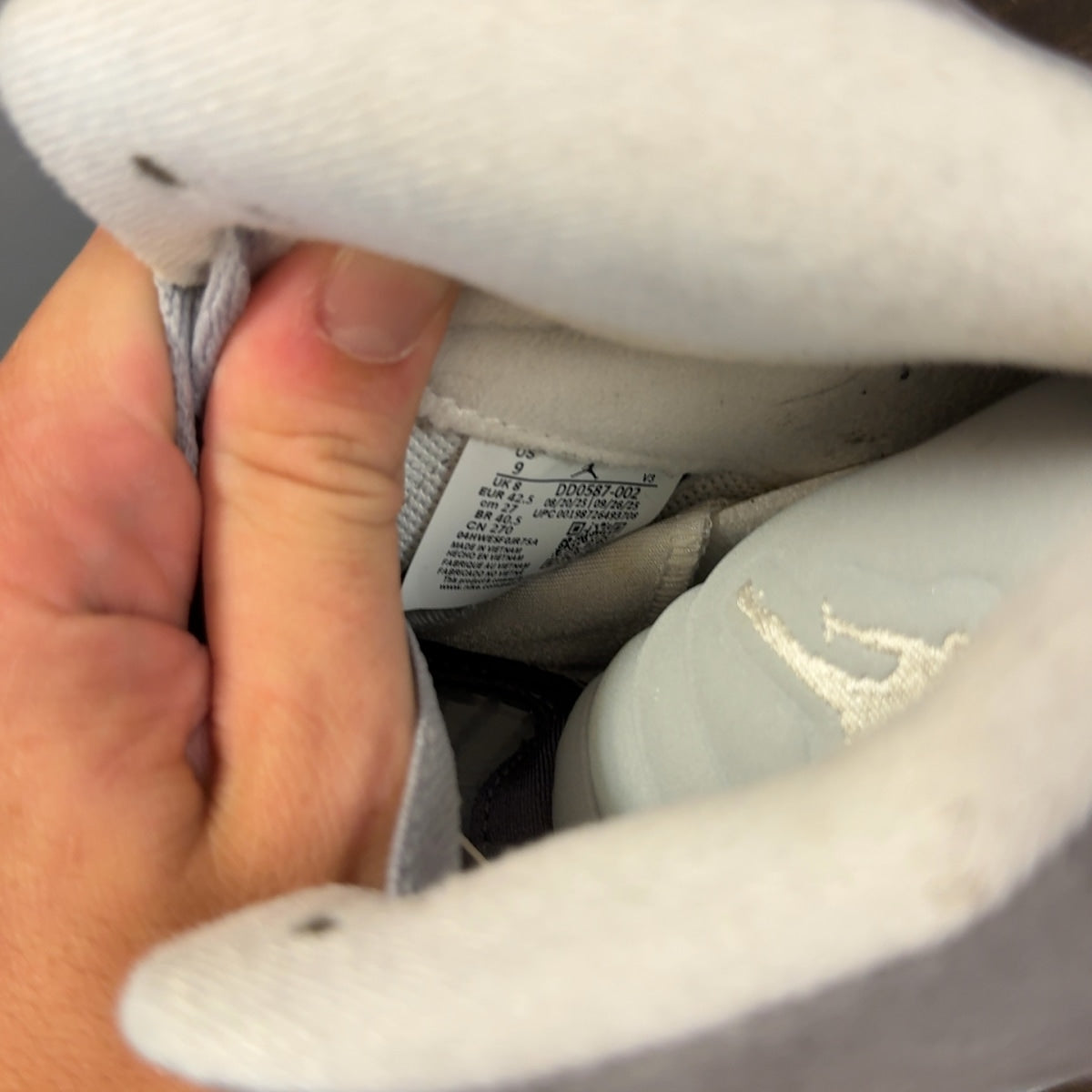 Jordan 5 Retro Wolf Grey (2026) - Image 7