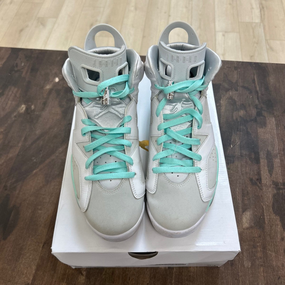 Jordan 6 Retro Mint Foam (Women's) - Image 2