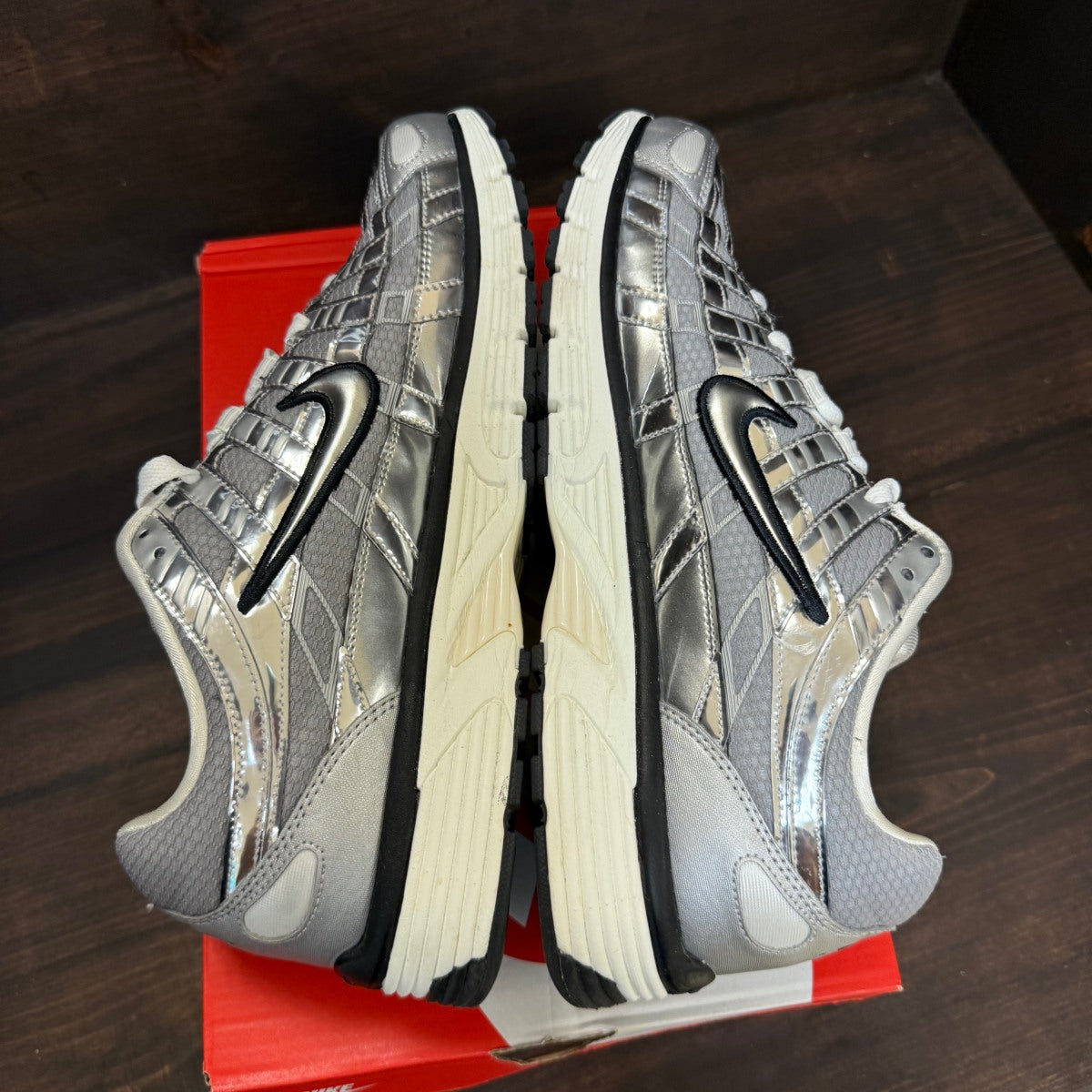 Nike P-6000 Metallic Silver - Image 4