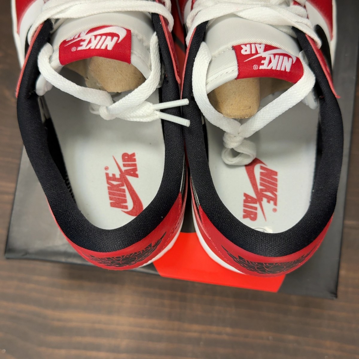 Jordan 1 Retro Low OG Chicago (2025) - Image 6