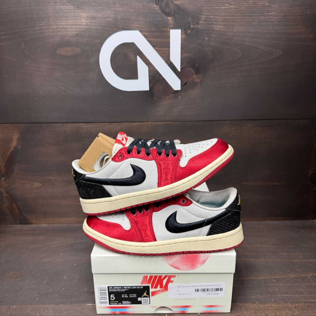 Jordan 1 Retro Low OG Trophy Room Rookie Card Away - Image 1