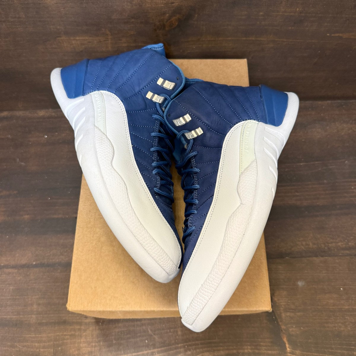 Jordan 12 Retro Indigo Size 9 (Pre-Owned) - Image 2