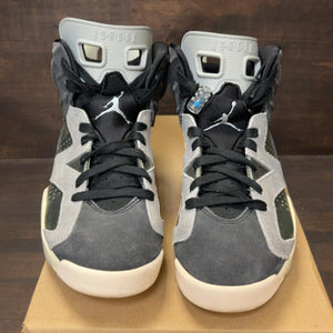 Jordan 6 Retro Tech Chrome (Women's) Size 8.5W (Pre-Owned) - Image 3