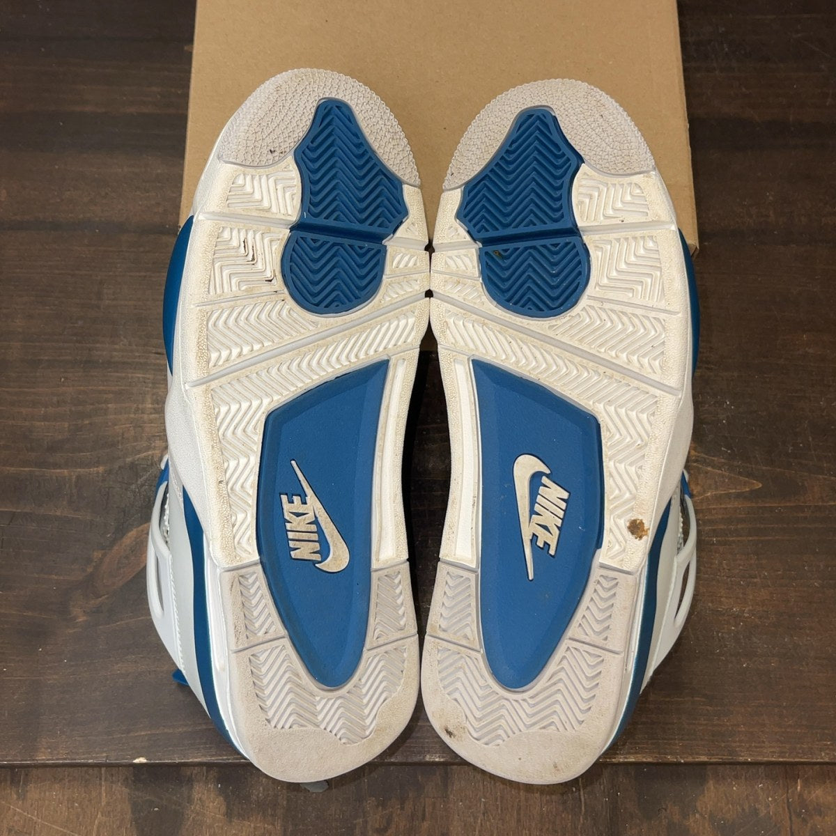 Jordan 4 Retro Military Blue (2024) Size 7.5 (Pre-Owned) - Image 8