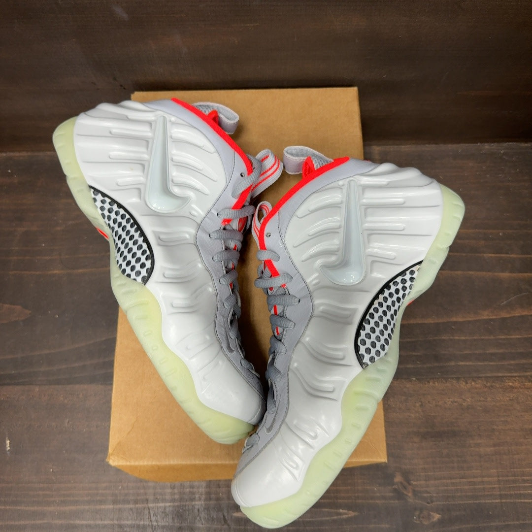 Nike Air Foamposite Pro Pure Platinum Size 9.5 - Image 2