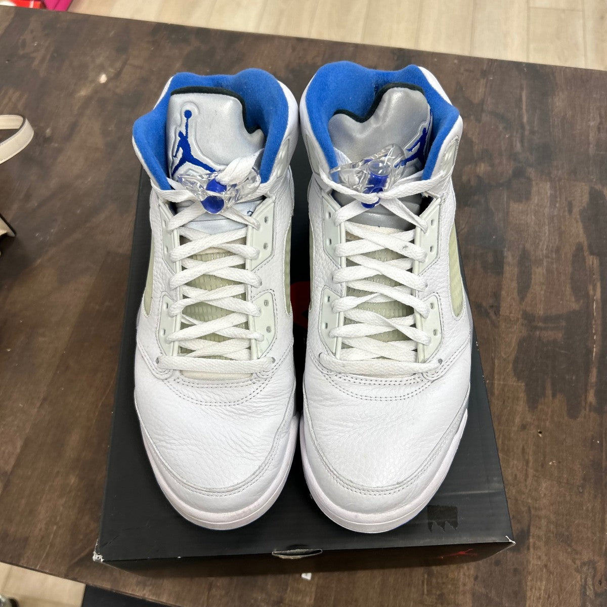 Jordan 5 Retro White Stealth (2021) - Image 2