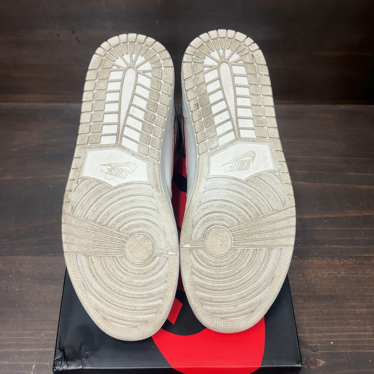 Jordan 1 Retro High OG Defiant SB NYC to Paris - Image 6