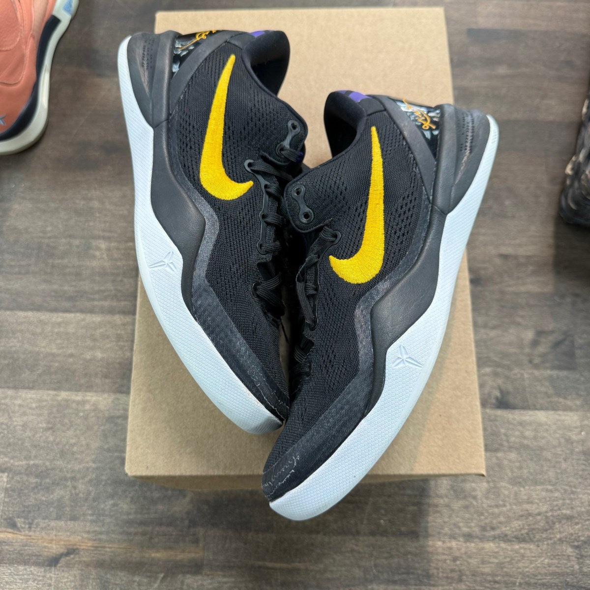 Nike Kobe 8 Protro Lakers Away Size 7 (Pre-Owned) - Image 1