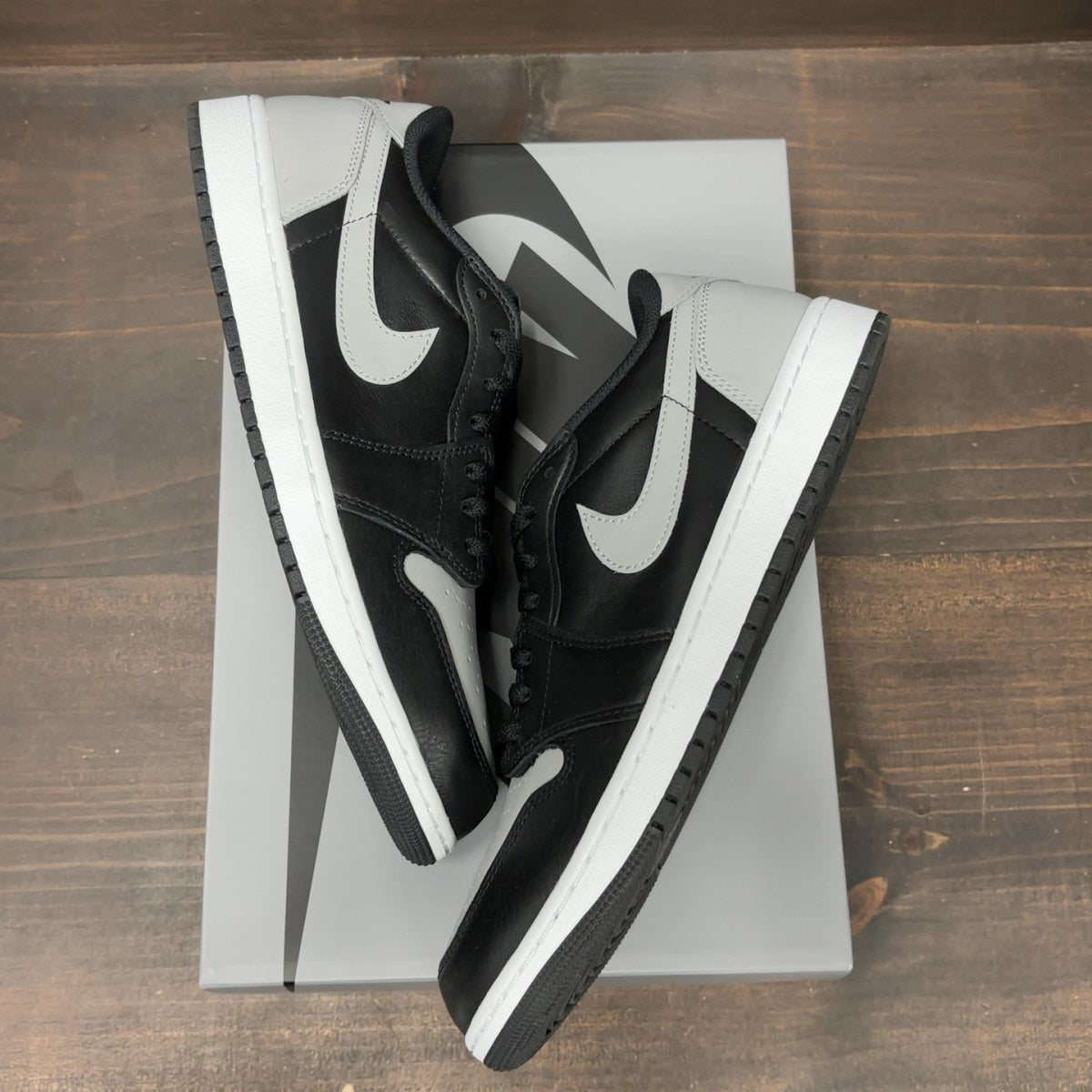 Jordan 1 Retro Low OG Shadow (2024) - Image 2