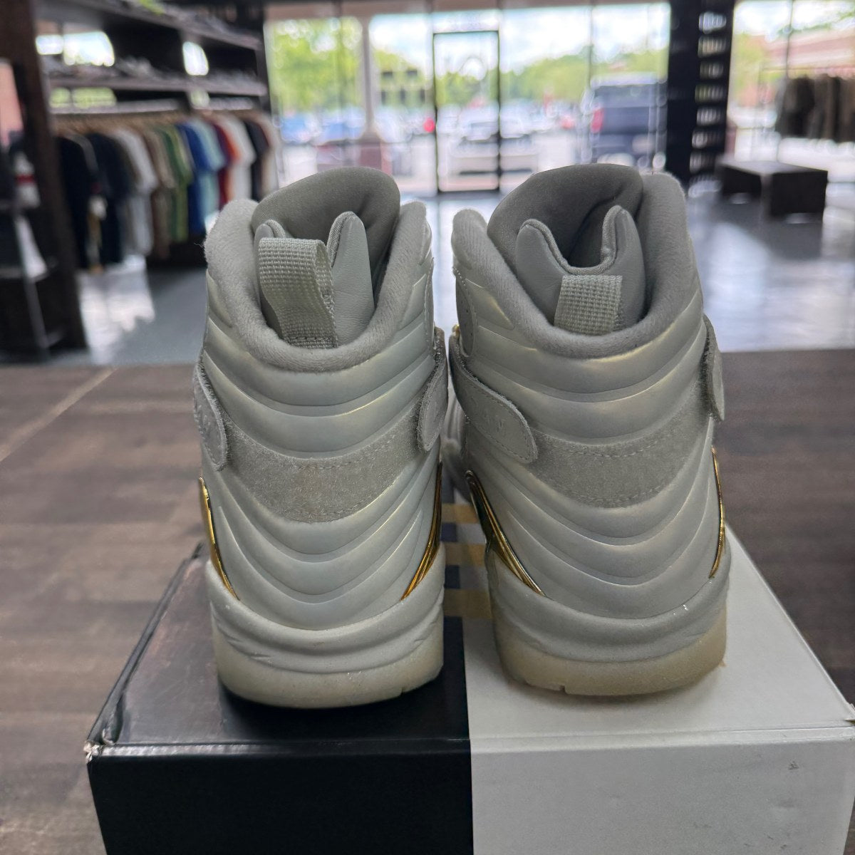 Jordan 8 Retro Champagne - Image 4