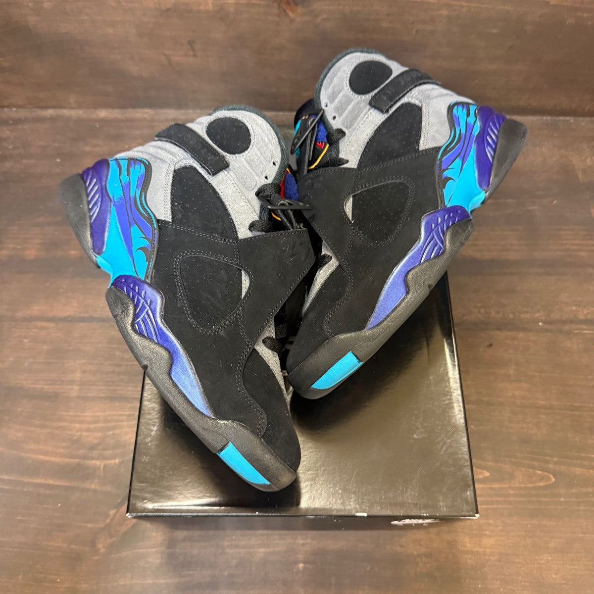 Jordan 8 Retro Aqua (2025) - Image 2