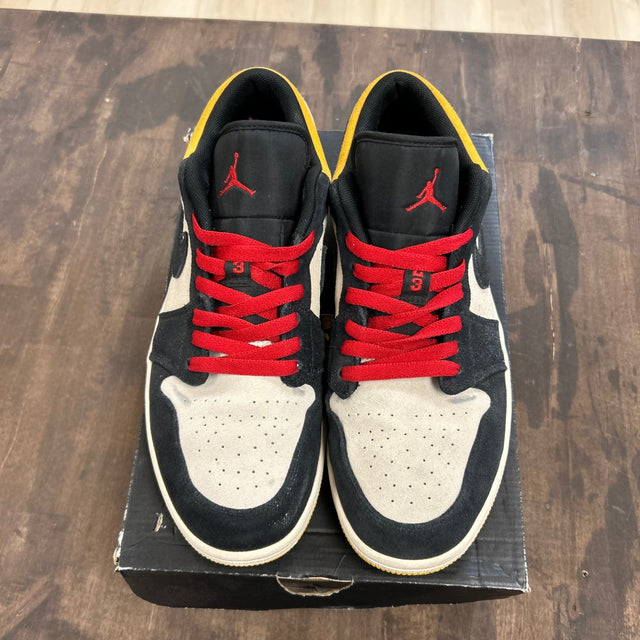 Jordan 1 Low Sail University Gold Black - Image 2