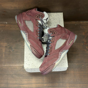 Jordan 5 Retro Burgundy (2023) (GS) - Image 2