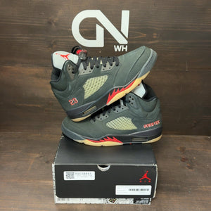 Jordan 5 Retro Gore-Tex Off Noir (Women's) Size 11W (Pre-Owned) - front