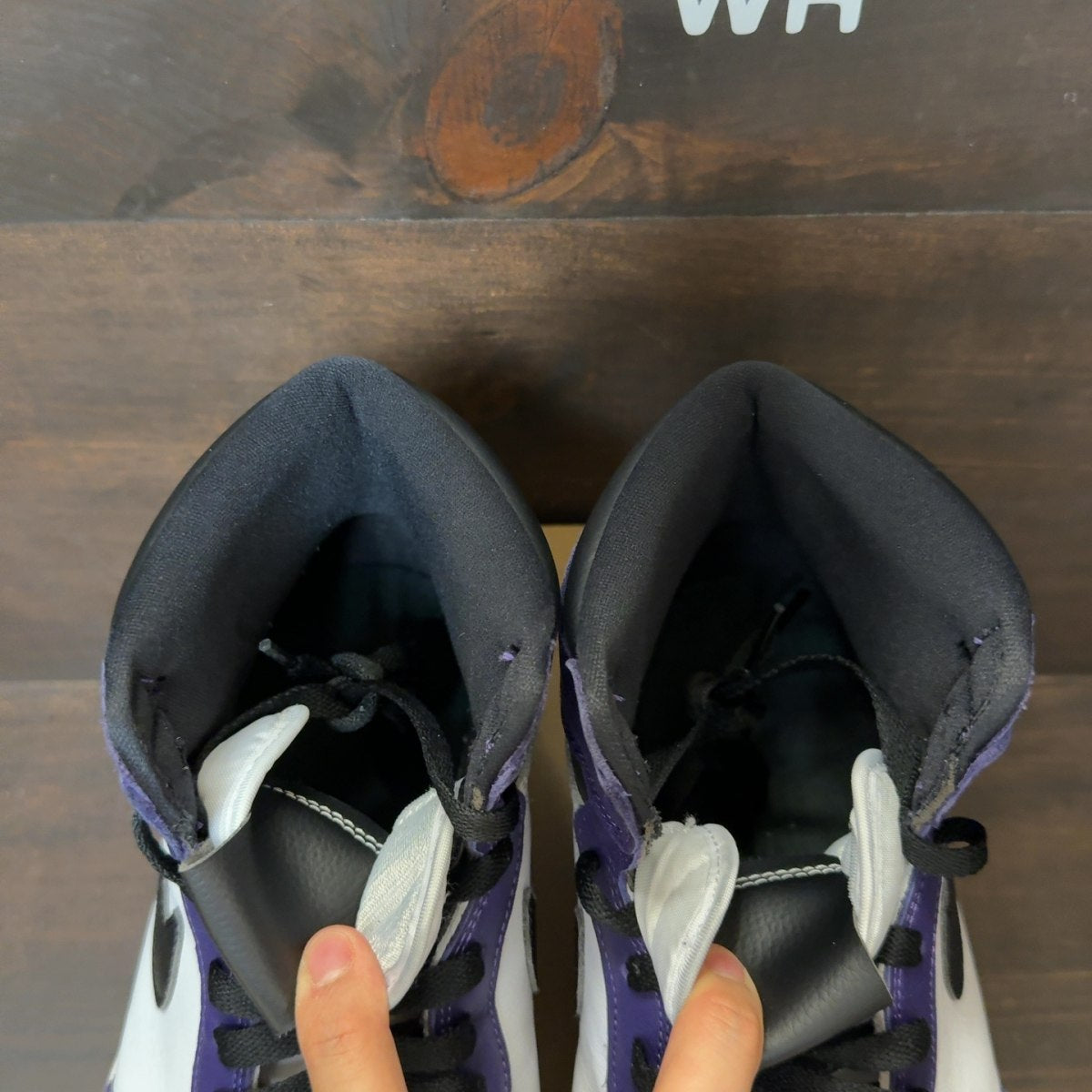 Jordan 1 Retro High Court Purple Size 13 (Pre-Owned) - Image 4