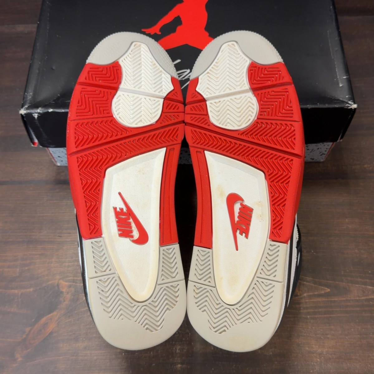 Jordan 4 Retro Fire Red (2020) - Image 6