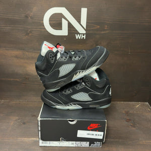 Jordan 5 Retro OG Black Metallic Reimagined (GS) Size 7Y (Pre-Owned) - front