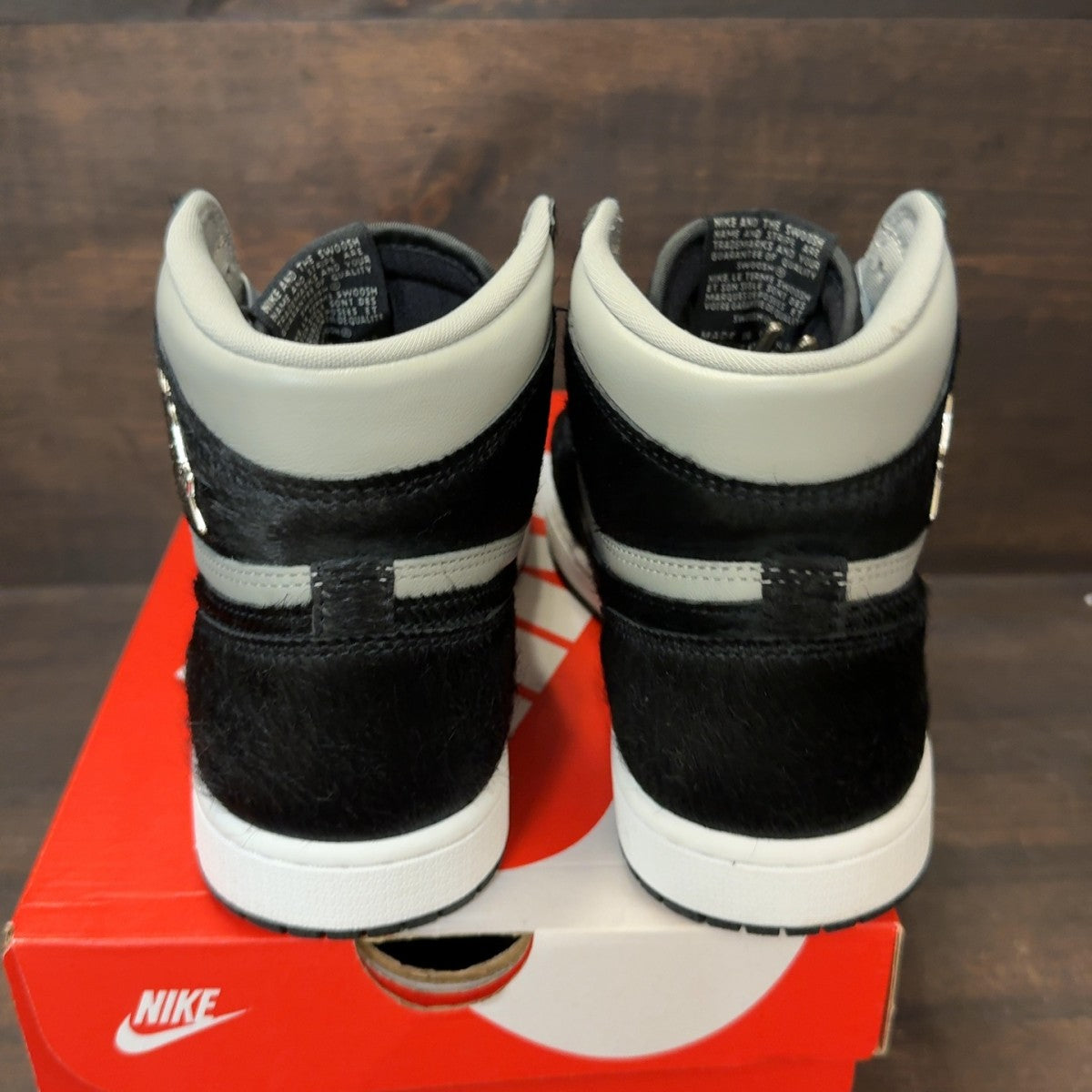 Jordan 1 Retro High OG Twist 2.0 Medium Grey (Women's) Size 8.5W (Pre-Owned) - Image 4
