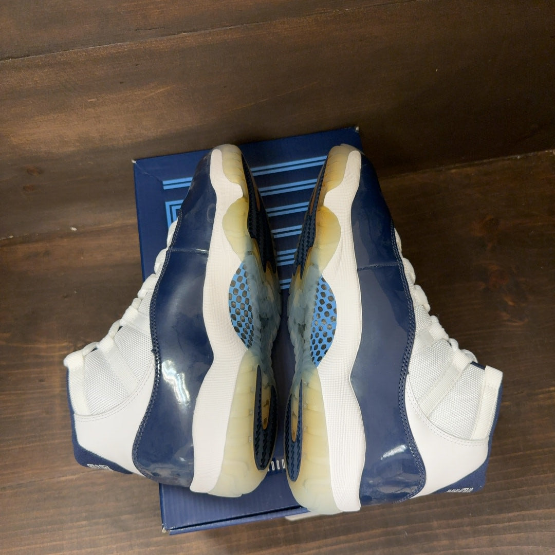 Jordan 11 Retro UNC Win Like 82 Size 8 (Pre-Owned)