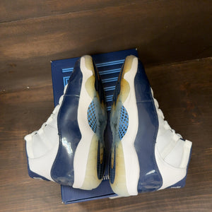 Jordan 11 Retro UNC Win Like 82 Size 8 (Pre-Owned)