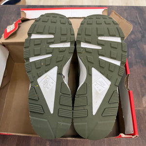 Khaki Nike Air Trainer Huarache Size 10.5 (Pre-Owned) - Image 3