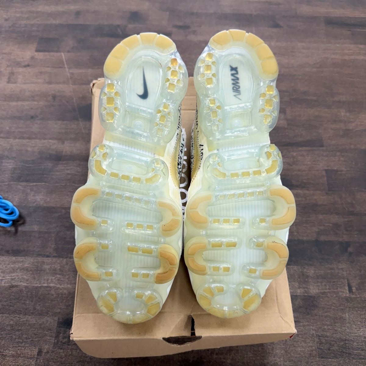 Nike Air VaporMax Off-White (2018) - Image 4