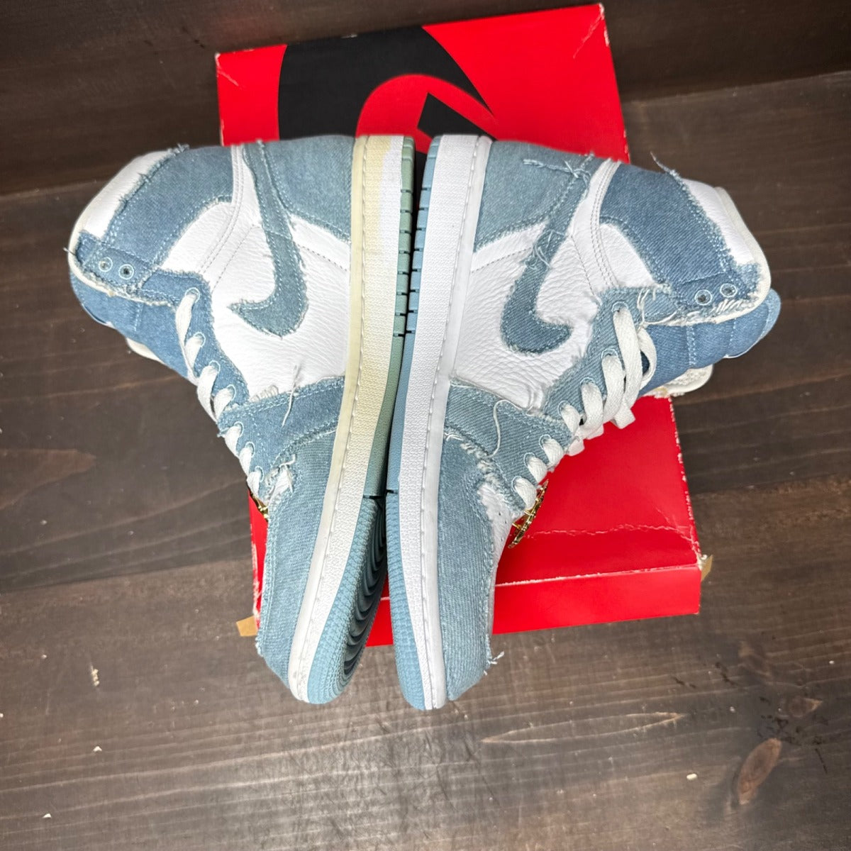 Jordan 1 Retro High OG Denim (Women's) Size 9W (Pre-Owned) - side