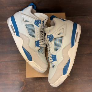 Jordan 4 Retro Military Blue (2024) Size 13 (Pre-Owned) - Image 2