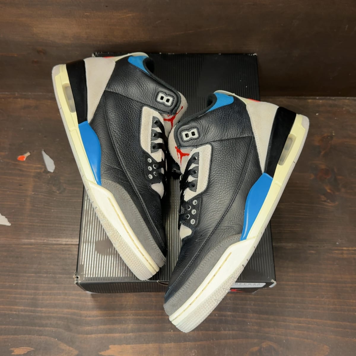 Jordan 3 Retro OG Rare Air Size 12 (Pre-Owned) - back