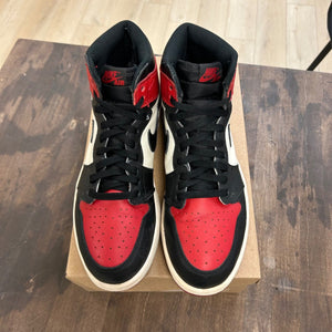 Jordan 1 Retro High Bred Toe Size 10 (Pre-Owned) - Image 2