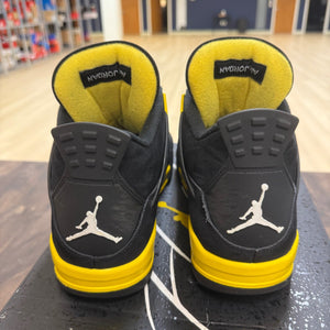 Jordan 4 Retro Thunder (2023) - Image 2