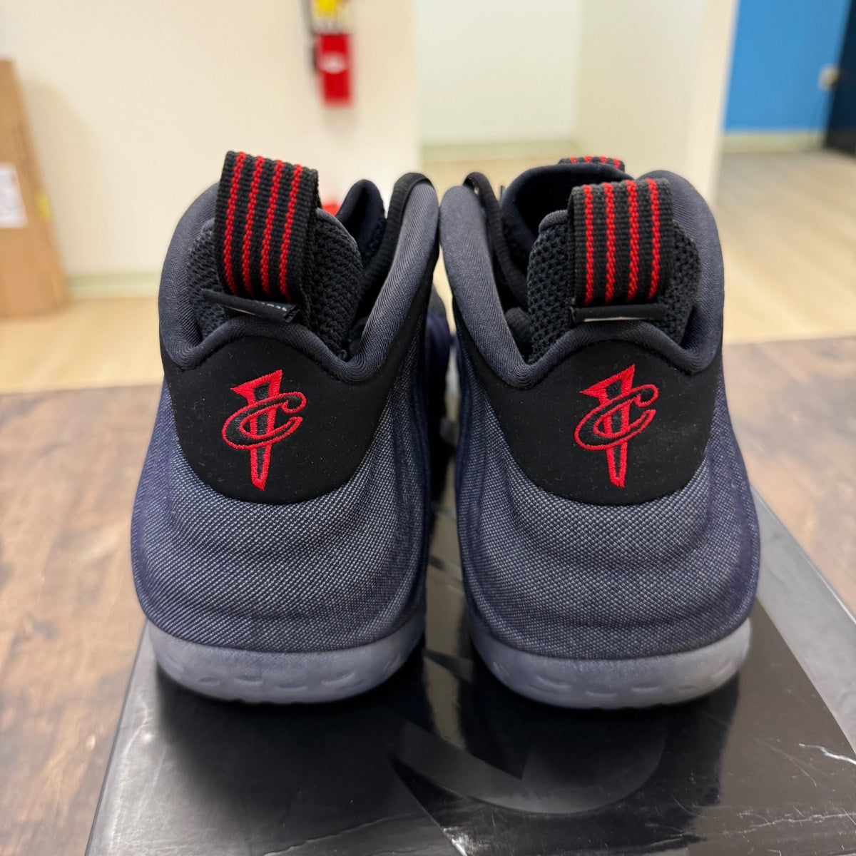 Nike Air Foamposite One Denim - Image 3