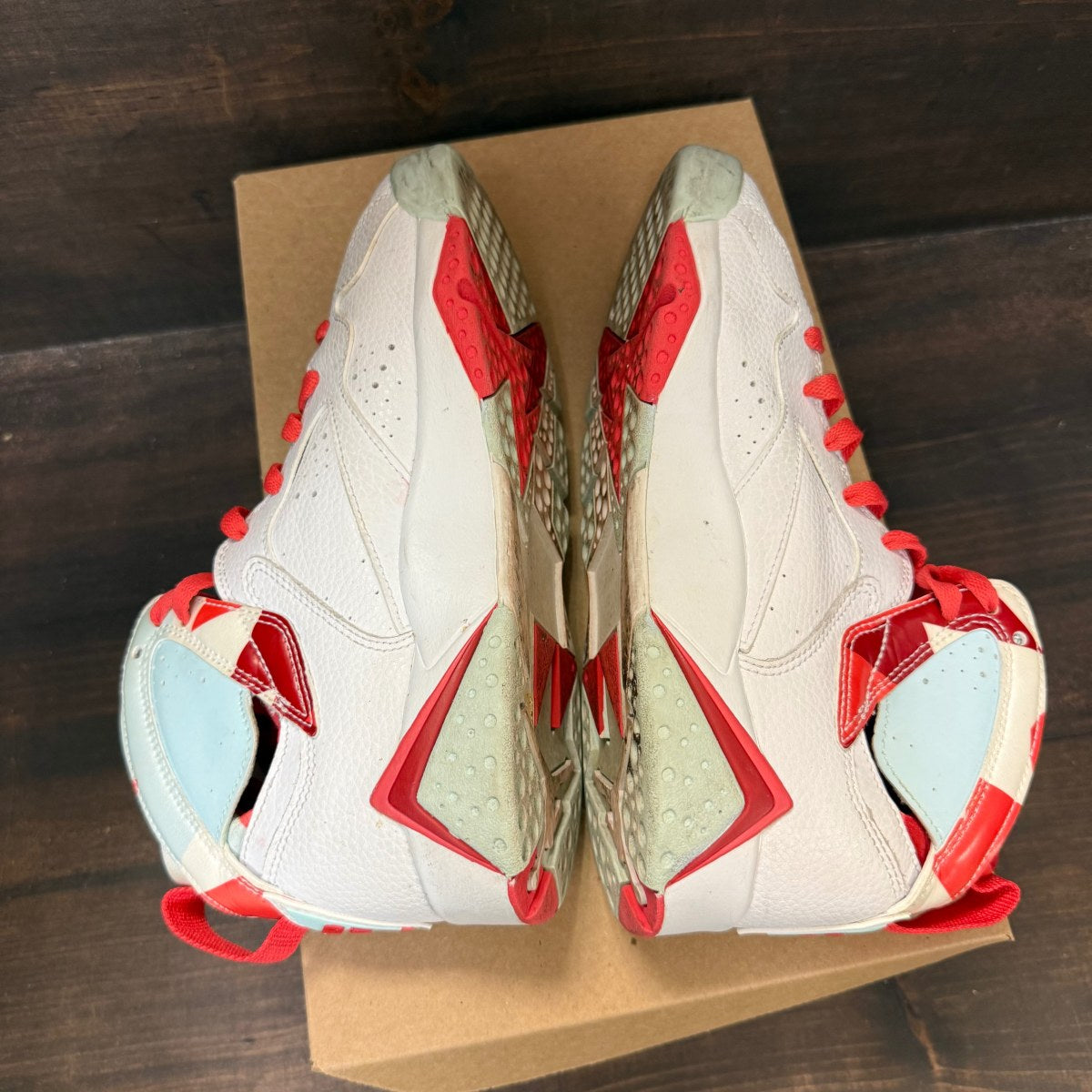 Jordan 7 Retro Topaz Mist (GS) Size 5.5Y (Pre-Owned) - Image 4