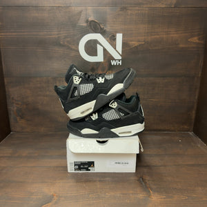 Jordan 4 Retro White Thunder (GS) - Image 1