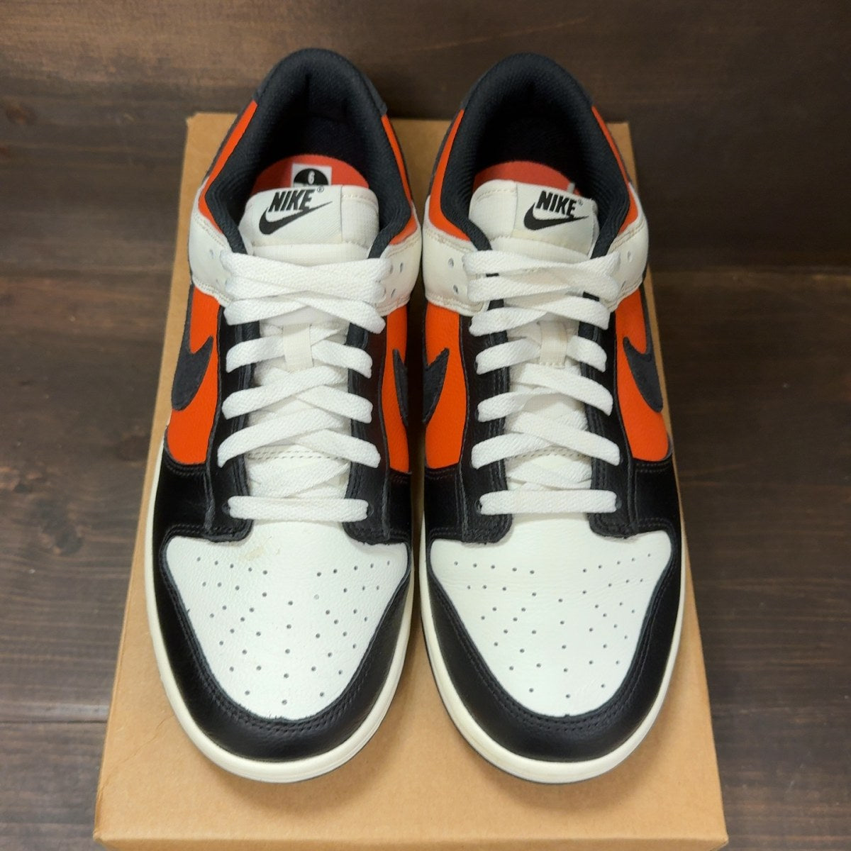 Nike Dunk Low Vintage Coral Size 9 (Pre-Owned) - Image 3
